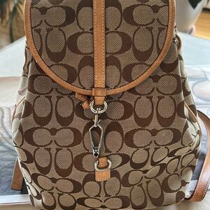 Coach handbag backpack style in Excellent shape. Originally 100. Now 35.
